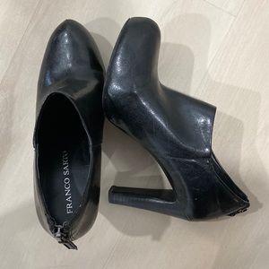 High heel booties; black